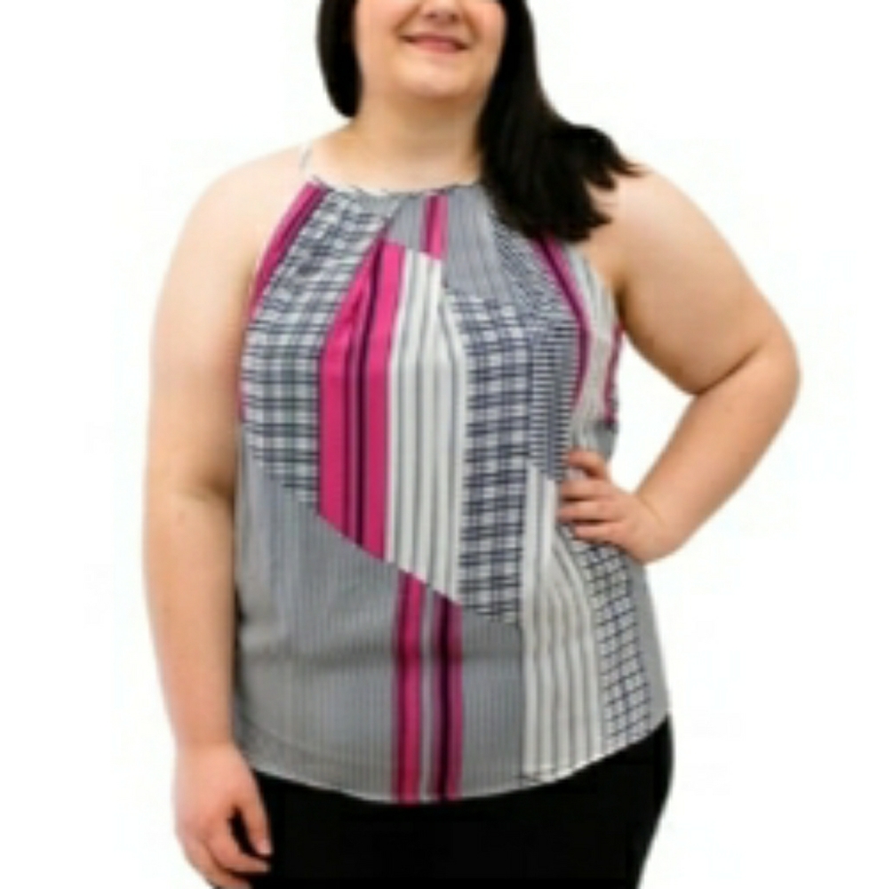 Plus size top - closeout sale 🛍